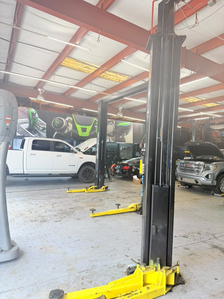 PrimeLine Auto Center